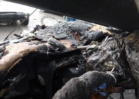 2002 Ford E-250 Commercial/Recreational z USA, uszkodzony, nr VIN 1FTNE24L62HA99371